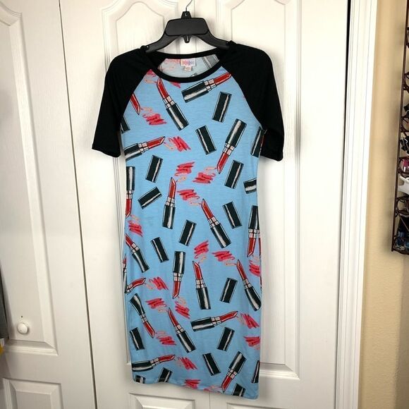 Lularoe Julia Lipstick Print Dress - Picture 1 of 3
